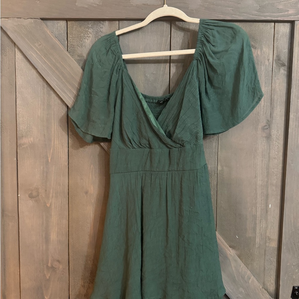 Elegant Green Women's Dress